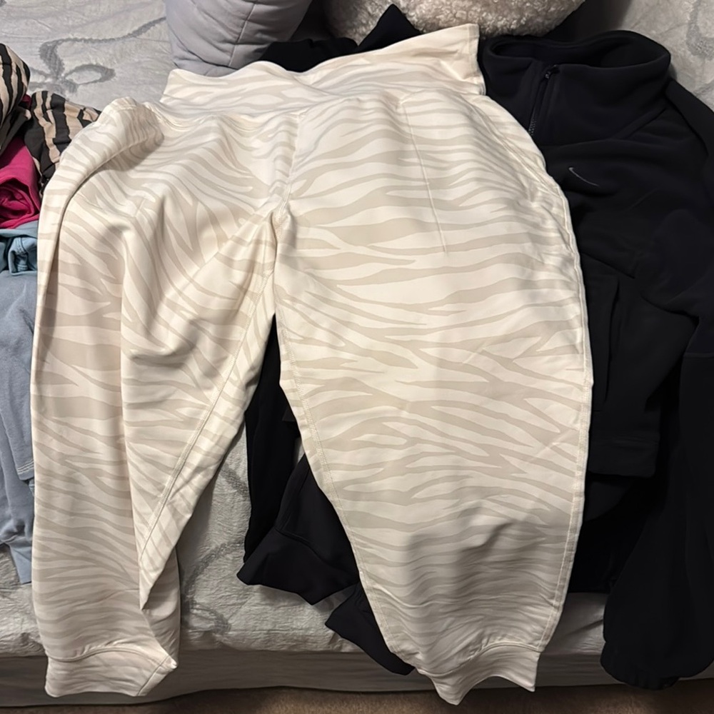 Chic Zebra Print Joggers